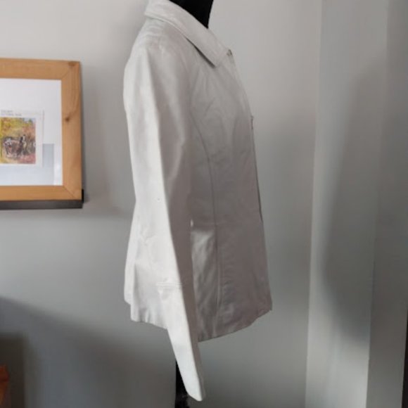 Womens White Leather Danier jacket Size large - Picture 4 of 9